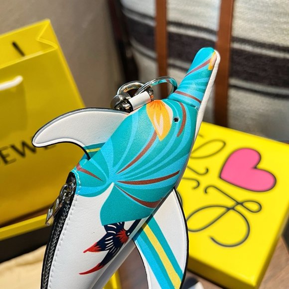 ✨ Loewe dolphin Bag Charm ✨ - Picture 3 of 9
